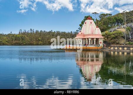 Mauritius, Savanne Bezirk, Grand Bassin, Crater Lake, heilige Stätte des Hinduismus, viele Tempel Stockfoto