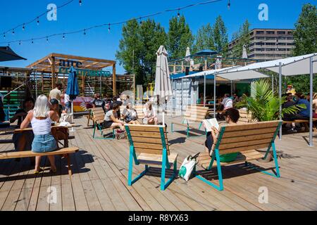 Kanada, Quebec, Montreal, Plateau-Mont-Royal, Mile-End, Park Champ-des-Treffer, gemeinsamen Raum neuer Arbeitsbereich, Vernetzung und Veranstaltungen im Freien Stockfoto