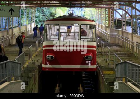 Japan, Insel Honshu, Kansai Region, Präfektur Wakayama, Ito, Koyasan, cable car Stockfoto