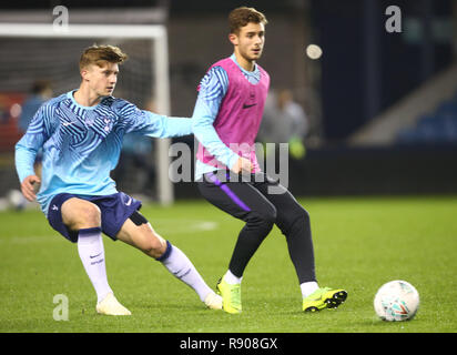 London, Großbritannien. 17 Dezember, 2018 Maurizio Pochettino, der Sohn des Tottenham Hotspur Manager Mauricio Pochettino während des FA Youth Cup, dritte Runde zwischen Stockfoto