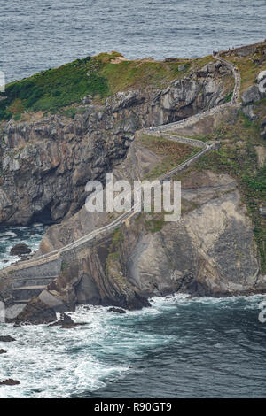 San Juan de Gaztelugatxe zickzack Treppen Stockfoto