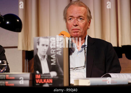 Martin Amis - Buchvorstellung und Lesung von Daniel Kehlmann und Martin Amis' im Vulkan, Haus des Rundfunks, RBB, 8. Oktober 2018, Berlin (nur fuer r Stockfoto