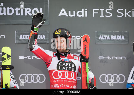 Alta Badia, Italien vom 16. Dezember 2018: Hirscher Marcel (AUT) 1.Platz beim Audi FIS Alpine Ski World Cup Men Riesenslalom Stockfoto