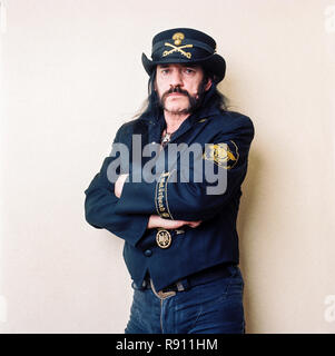 Lemmy Kilmister englischer Musiker und Sänger der Rockband Motörhead in London, England fotografiert. Stockfoto