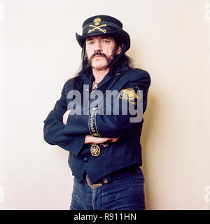 Lemmy Kilmister englischer Musiker und Sänger der Rockband Motörhead in London, England fotografiert. Stockfoto