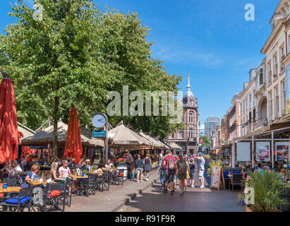 Cafés und Bars auf dem Plein im Zentrum der Stadt, in Den Haag (Den Haag), Zeeland (Holland), Niederlande Stockfoto