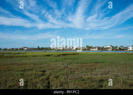 Wohnhäuser der vordringenden verehrten Feuchtgebiete im oberen Gulf Coast. Aransas National Wildlife Refuge, Texas, USA. Stockfoto