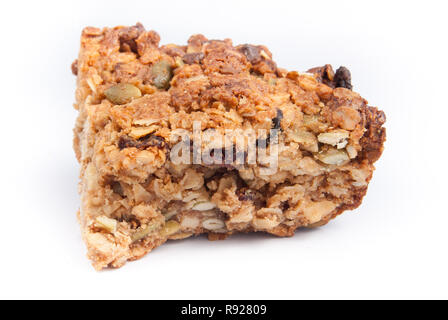 Hausgemachtes Müsli, eine schnelle und gesunde Snack, auf weißem Hintergrund Stockfoto