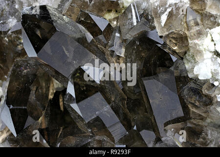 Rauchquarz vom Mount Galenstock, Uri, Schweiz Stockfoto