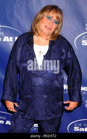 NEW YORK - November 07: Schauspielerin Penny Marshall nimmt an der 6. jährlichen Joe Torre sicher, zu Hause Grundlage Gala am Pier 60 An den Chelsea Piers am 7. November 2008 in New York City. Personen: Penny Marshall Stockfoto