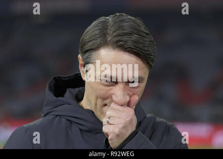 München, Deutschland. 19 Dez, 2018. Trainer Niko Kovac (FCB), Porträt / Porträt / Porträt / Kopf GES/Fußball/1. Bundesliga: FC Bayern München - RB Leipzig, 19.12.2018 Fußball: 1.Liga: Bayern München gegen RB Leipzig, München, 19. Dezember 2018 | Verwendung der weltweiten Kredit: dpa/Alamy leben Nachrichten Stockfoto