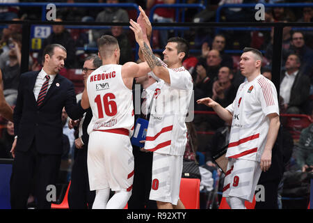 Foto Claudio Grassi/LaPresse 19 dicembre 2018 Assago (MI) Italia sport Warenkorb AX Armani Exchange Olimpia Milano vs FC Bayern Monaco - Turkish Airlines Eurolega 2018/2019 - Mediolanum Forum. Nella Foto: L&#x2019;esultanza dell'Olimpia Milano Foto Claudio Grassi/LaPresse Dezember 19, 2018 Assago (MI) Italien sport Warenkorb AX Armani Exchange Olimpia Milano vs FC Bayern München - Turkish Airlines EuroLeague 2018/2019 - Mediolanum Forum. Im Bild: Olimpia Mailand Jubel Stockfoto