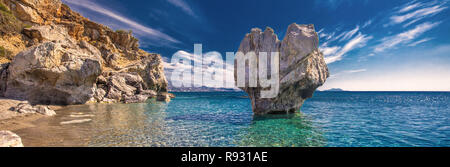 Herzförmige Stein am Strand Preveli, Kreta, Griechenland, Europa. Stockfoto