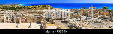 Beeindruckende Kourion Ort archäologische, antike Ruine und Meer, Zypern Insel. Stockfoto