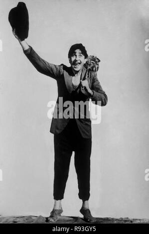 Raj Kapoor, Indian bollywood Hindi Film Shri 420, alter Jahrgang 1900er Bild Stockfoto