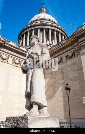 Pantheon, Statue von Jean-Jacques Rousseau, Paris, Frankreich, Europa Stockfoto