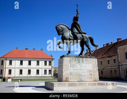 Reiterstandbild von Mihai Viteazul, Michael der Tapfere, ein nationaler Held in der historischen Festung von Alba Iulia Stockfoto