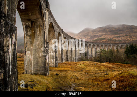 Ansicht von Unten Der glenfinnan Viadukt Stockfoto