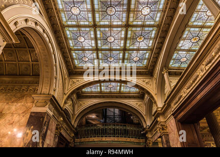 Innenarchitektur in luxuriuos eklektischen Stil des 5 Sterne Le Metropole Hotel in der Altstadt von Brüssel, Belgien Stockfoto