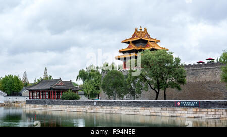 Eckturm und Pavillons der verbotenen Stadt (nordostecke), Peking, China Stockfoto