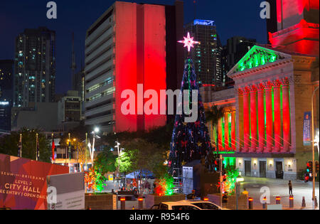 King George Square und City Hall an Weihnachten, Brisbane, Queensland, Australien Stockfoto