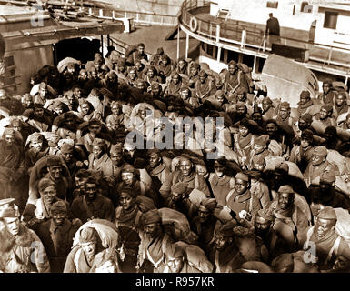 Teil des Geschwaders 'A' 351st Feldartillerie, farbige Truppen, die auf dem Transport Louisville zurückgekehrt.  Diese Männer sind meist aus Pennsylvania.  17. Februar 1919.  Foto: der westliche Zeitung Union Stockfoto