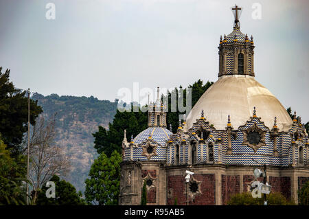 Die Basilika Unserer Lieben Frau von Guadalupe in Mexiko City, Mexiko Stockfoto