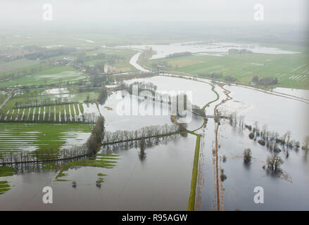 05.01.2012, Kellinghusen, Schleswig-Holstein, Deutschland - Hochwasser der Stoer in Kellinghusen und Rosdorf aus der Luft. 0 RX 120110 D 686 CAROEX.JPG [MODELL Stockfoto