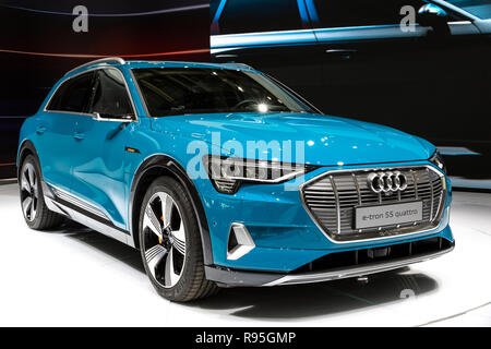 Paris - Okt 3, 2018: Neue 2018 Sq2 Auto Audi präsentiert auf der Paris Motor Show. Stockfoto