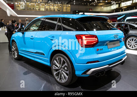 PARIS - Okt 3, 2018: Neue 2018 Audi SQ2 Auto auf der Paris Motor Show präsentiert. Stockfoto