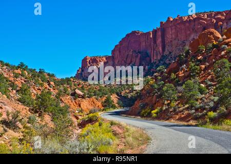 Utah, Boulder, Burr Trail Straße Blick in langen Canyon Stockfoto