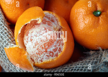 Mandarine (Citrus reticulata) auch als Mandarin oder Mandarine bekannt Stockfoto