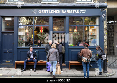 Die Herren Baristas Coffee Shop in der Nähe von Borough Market und der London Bridge auf der Park Street in Southwark, South London England UK KATHY DEWITT Stockfoto