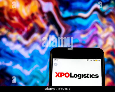 XPO Logistik Firmenlogo auf dem Smartphone angezeigt Stockfoto