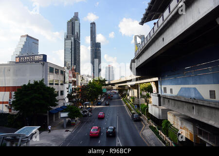 Die Ashton Silom und die M Silom in Bangkok. Stockfoto