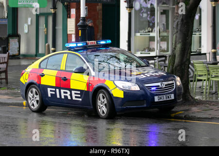 2011 11 Plate Vauxhall Insignia Es CDTI Ecoflex 1956cc Diesel Hatchback; Feuer Notruf Fahrzeug Offizier besucht Hotel auf Lord Street, Southport, Merseyside Stockfoto