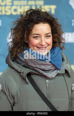 Essen, Deutschland. 18 Dez, 2018. Isabell VARELL, Schriftsteller, auf dem Roten Teppich Red Carpet Show, Film Premiere "der Junge an der frischen Luft" vom 18.12. 2018, in der Lichtburg in Essen | Verwendung der weltweiten Kredit: dpa/Alamy leben Nachrichten Stockfoto