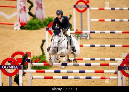 London, Großbritannien. 20. Dezember, 2018. Platz 5. Doron Krupers, Charley. NED. Santa Stakes. Springen. Olympia. Die London International Horse Show. London. UK. . Credit: Sport in Bildern/Alamy leben Nachrichten Stockfoto