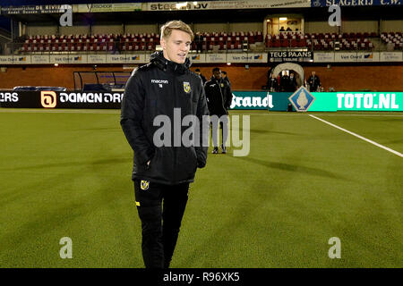 WERKENDAM, Niederlande, 20.12.2018, Fußball, Saison 2018 / 2019, Niederländische TOTO KNVB Beker, Sportpark De Zwaaier, Kozakken Boys - Vitesse, Martin Odegaard vor dem Spiel. Stockfoto