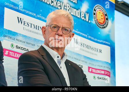 München, Deutschland. 20. Dez 2018. Franz Reindl, DEB-Präsident, halbe Größe, Porträt, in der Pressekonferenz in München, Deutschland, 20. Dezember 2018, Saison 2018/2019, © Peter Schatz/Alamy leben Nachrichten Stockfoto