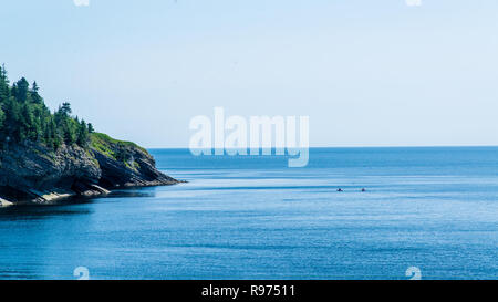 Klippen und Blick auf den Strand in der Forillon National Park Gaspe Quebec Kanada Stockfoto