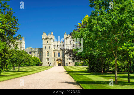 Eine Außenansicht von Schloss Windsor in Windsor, Berkshire, Großbritannien, Großbritannien, Europa. Stockfoto