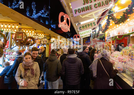 2018 Weihnachtsmarkt in Straßburg, der Hauptstadt de Noel im Elsass, Frankreich Stockfoto