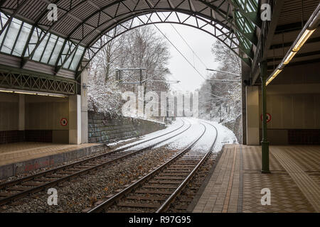 Oberdöbling Bahnhof Wien, Wien, Österreich Stockfoto