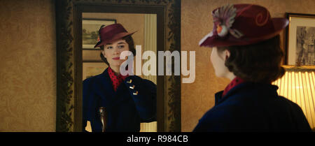 Original Film Titel: MARY POPPINS ZURÜCK. Englischer Titel: MARY POPPINS ZURÜCK. Jahr: 2018. Regie: Rob Marshall. Stars: Emily Blunt. Credit: LUCAMAR PRODUKTIONEN/MARC PLATT PRODUKTIONEN/WALT DISNEY/Album Stockfoto