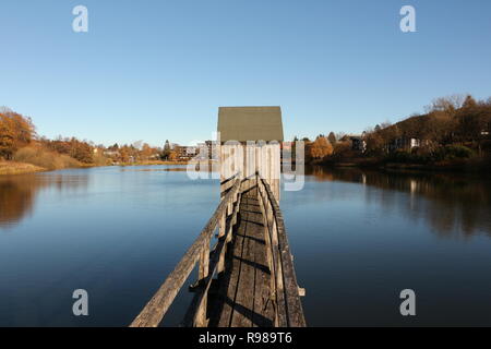 Herbst am Kranischsee in Hahnenklee-Bockswiese, einem Ortsteil von Goslar im Harz in Norddeutschland Stockfoto