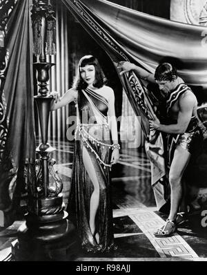 Original Film Titel: DAS ZEICHEN DES KREUZES. Englischer Titel: DAS ZEICHEN DES KREUZES. Jahr: 1932. Regisseur: CECIL B DEMILLE. Stars: CLEOPATRA; Claudette Colbert. Quelle: Paramount Pictures/Album Stockfoto