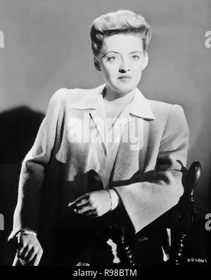 Original Film Titel: NOW, Voyager. Englischer Titel: Nun, Voyager. Jahr: 1942. Regie: IRVING RAPPER. Stars: BETTE DAVIS. Quelle: WARNER BROTHERS/Album Stockfoto