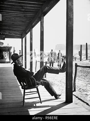 Original Film Titel: MY DARLING CLEMENTINE. Englischer Titel: MY DARLING CLEMENTINE. Jahr: 1946. Regie: John Ford. Stars: Henry Fonda. Quelle: 20th Century Fox/Album Stockfoto