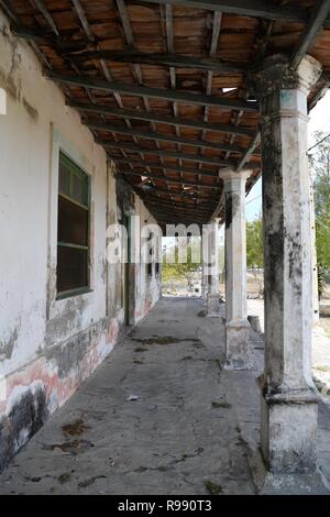 Ibo Island. Stein Gebäude und Ruinen sind aus dem 1500 - aus, wenn die Insel als Portugiesischer militärische Bastion und Slave trade Port verwendet wurde. Stockfoto